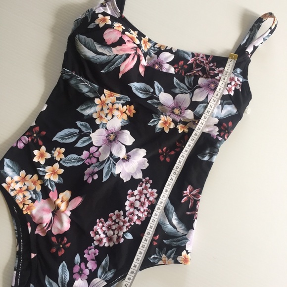 BILLABONG one piece sz 8 swimmers NEW Tiki black floral  underwire adjustable - Picture 9 of 13
